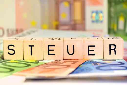 Holzwürfel mit Aufschrift